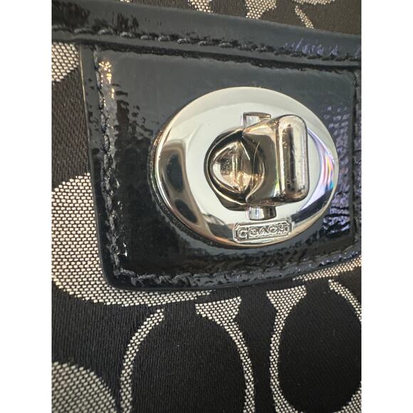 Coach Vintage Soho Black Leather and Signature C Canvas Shoulder/Tote Bag - Picture 2 of 6